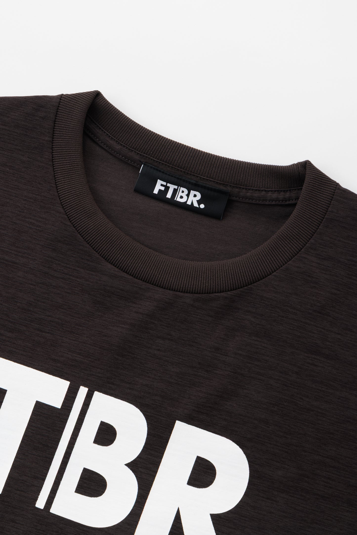 FTBR. BRAND DRY STRETCH TEE / CHARCOAL