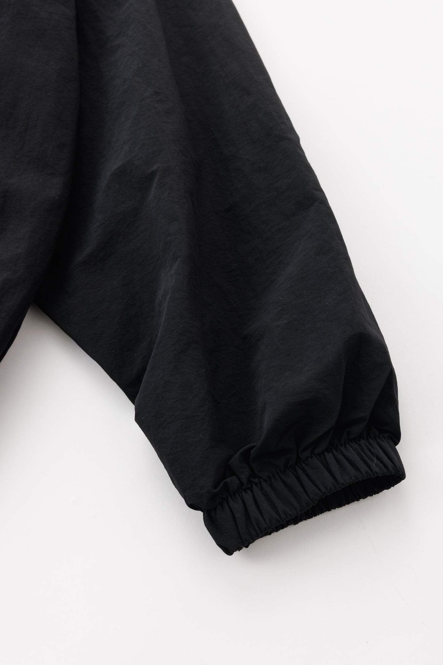 FTBR. NYLON LIGHT TRACK JACKET / BLACK