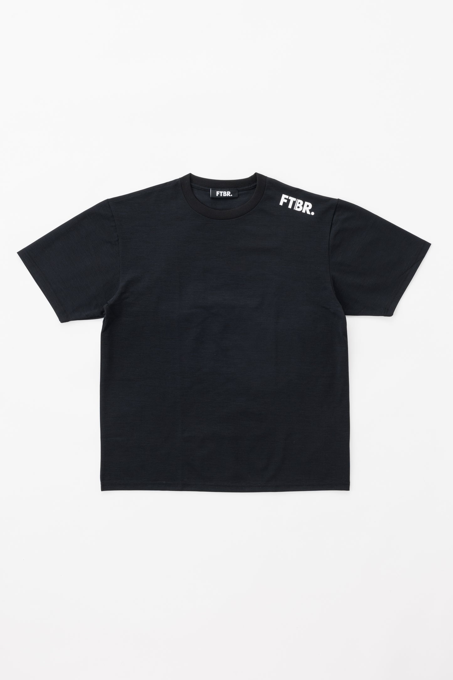 FTBR. SMALL LOGO DRY STRETCH TEE / BLACK-WHITE