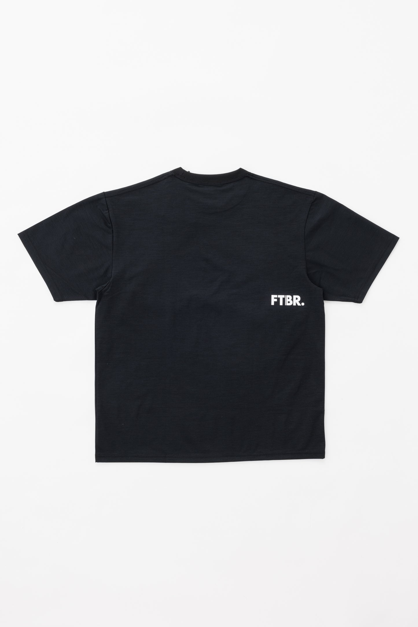 FTBR. SMALL LOGO DRY STRETCH TEE / BLACK-WHITE