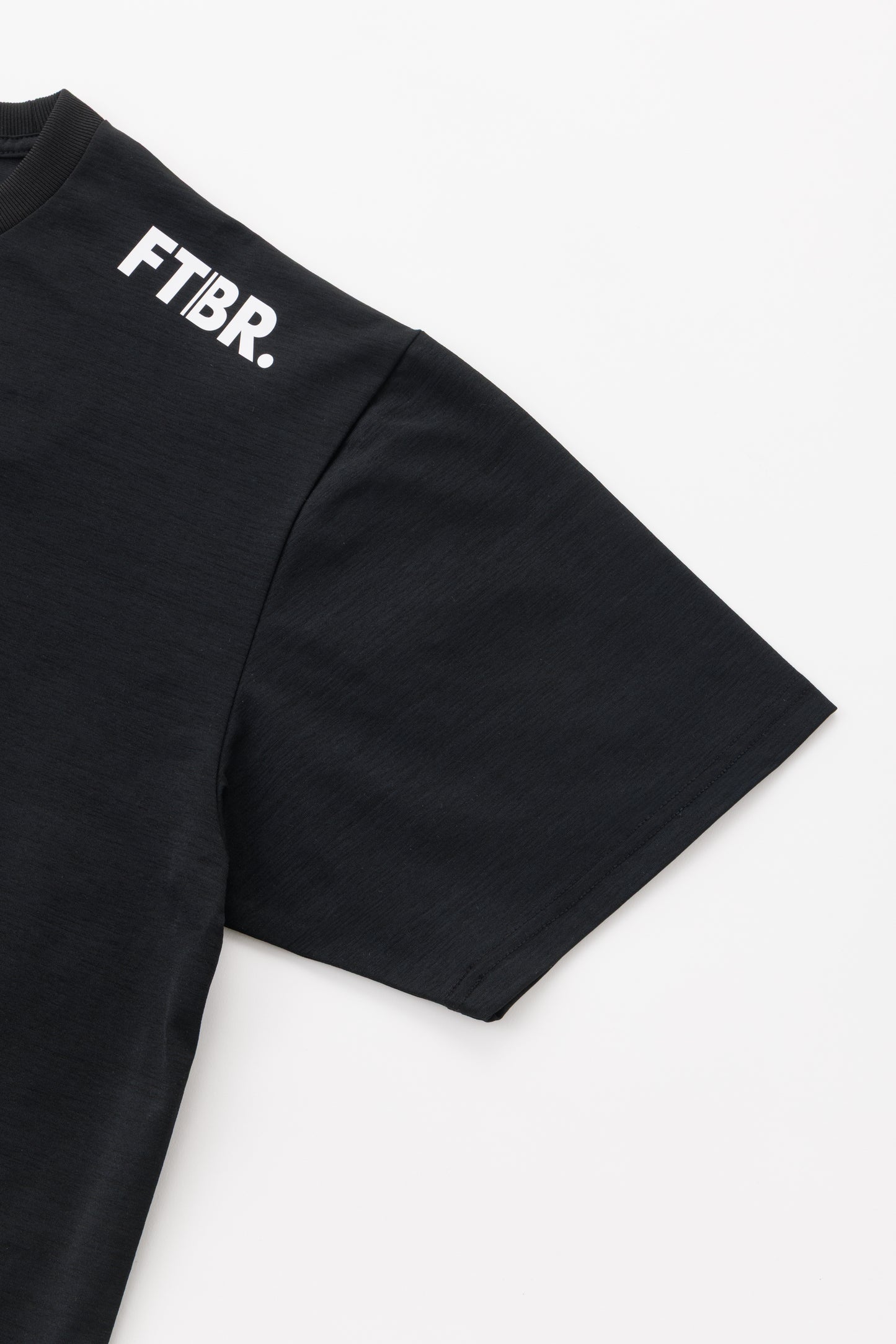 FTBR. SMALL LOGO DRY STRETCH TEE / BLACK-WHITE