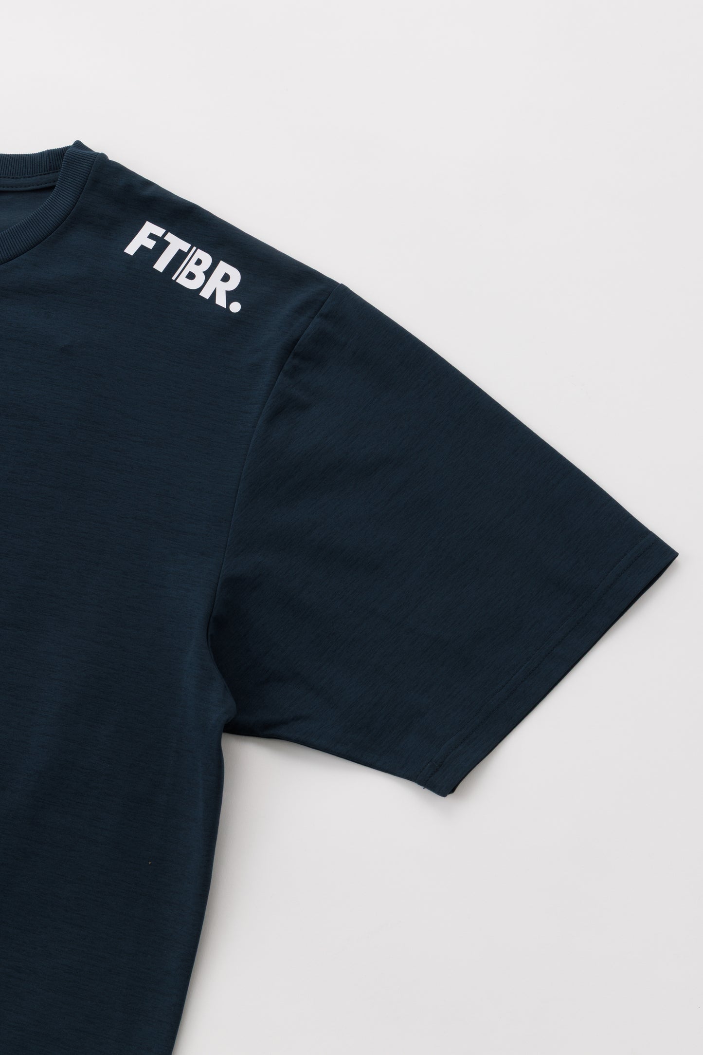 FTBR. SMALL LOGO DRY STRETCH TEE / SLATE