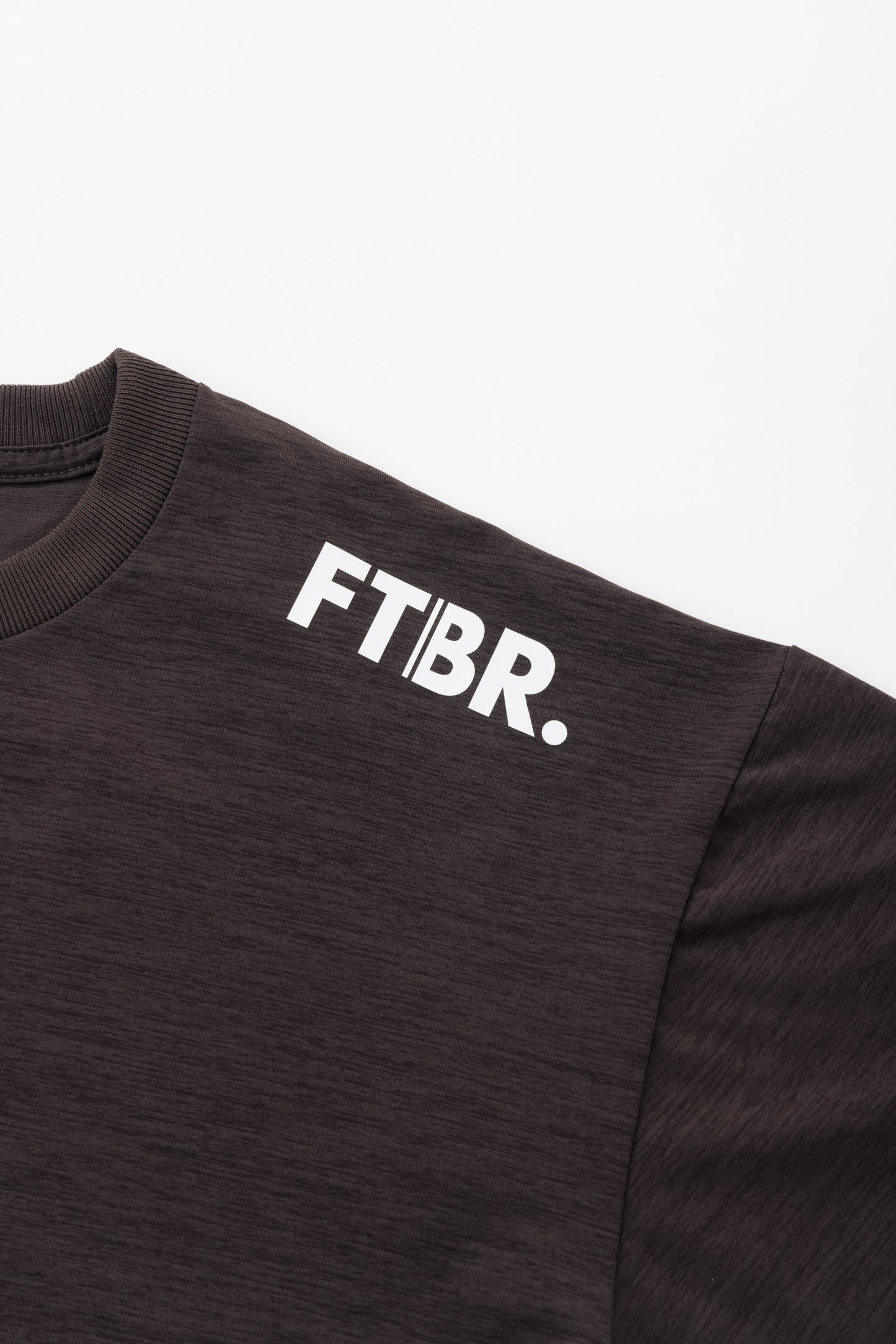 FTBR. SMALL LOGO DRY STRETCH TEE / CHARCOAL