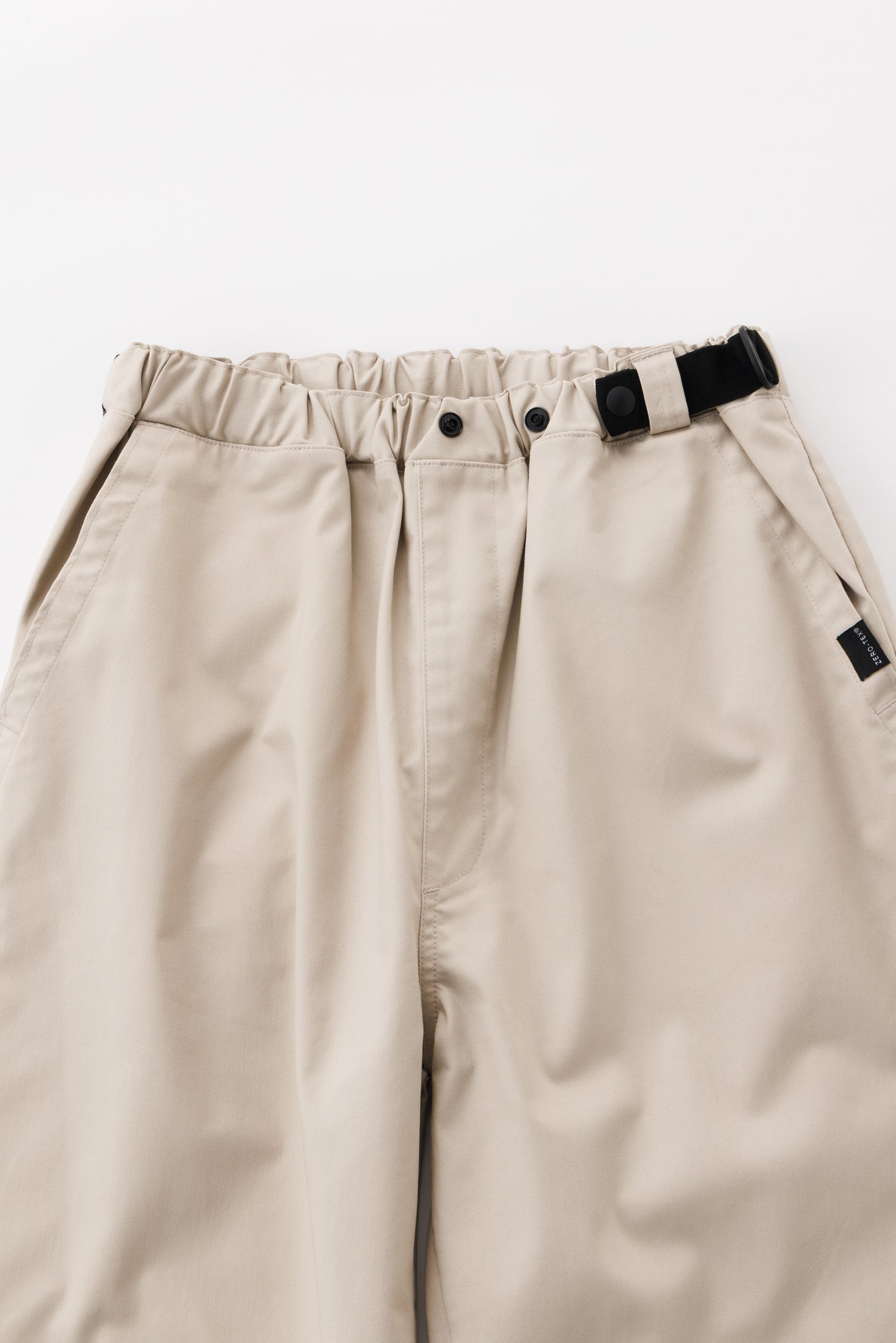 ZERO-TEX FREE WEST TAPERED PANTS / WHITE