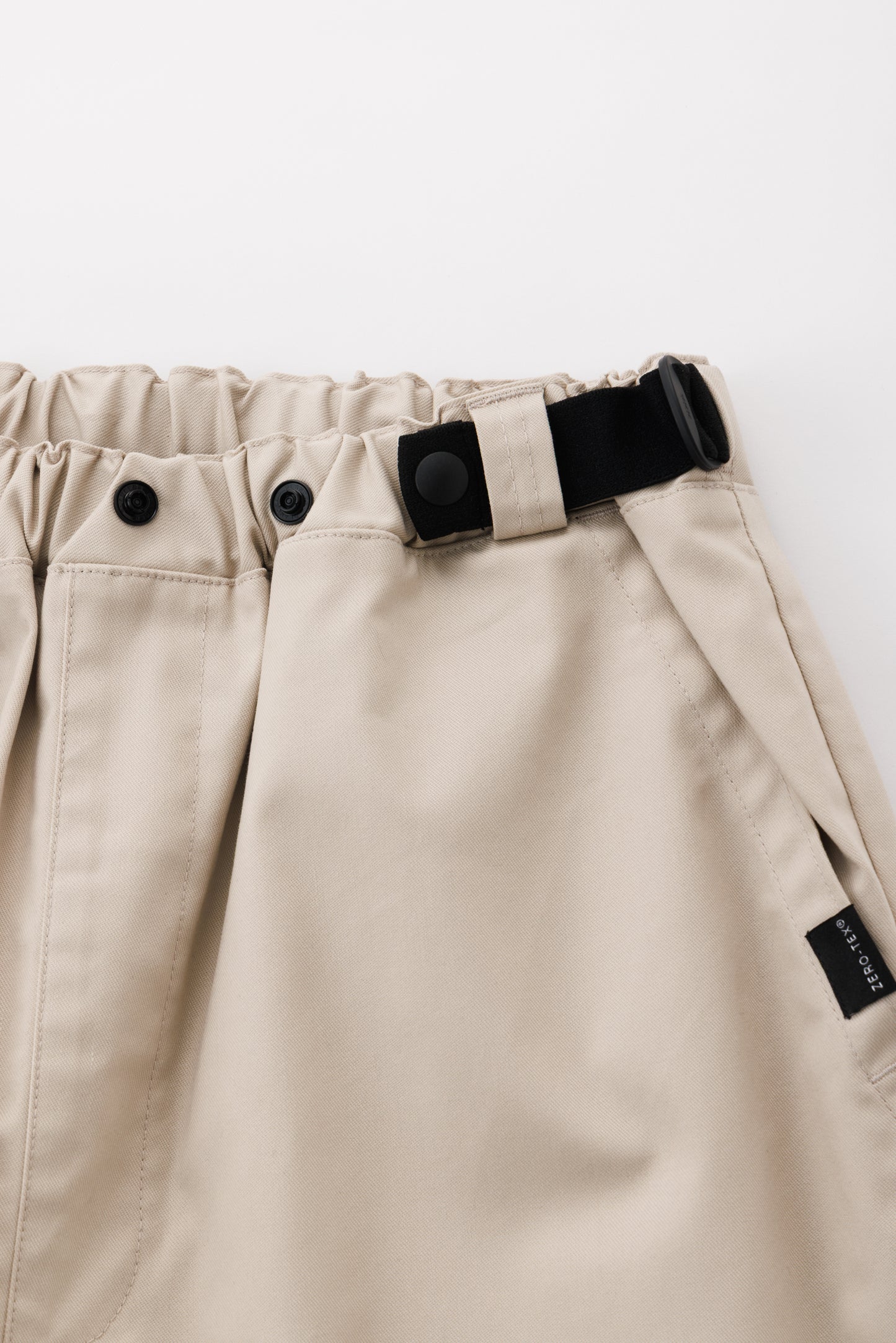 ZERO-TEX FREE WEST TAPERED PANTS / WHITE