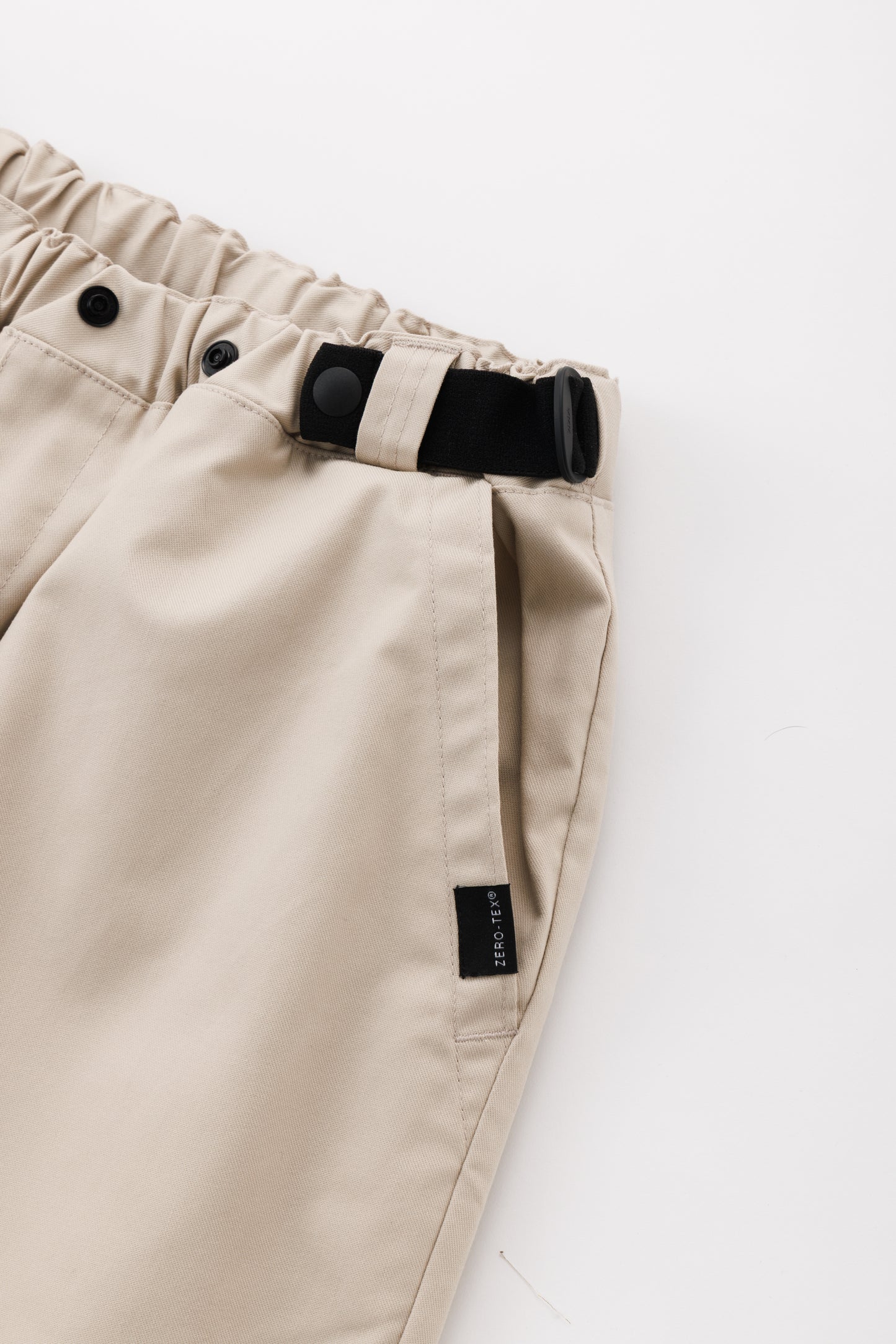 ZERO-TEX FREE WEST TAPERED PANTS / WHITE